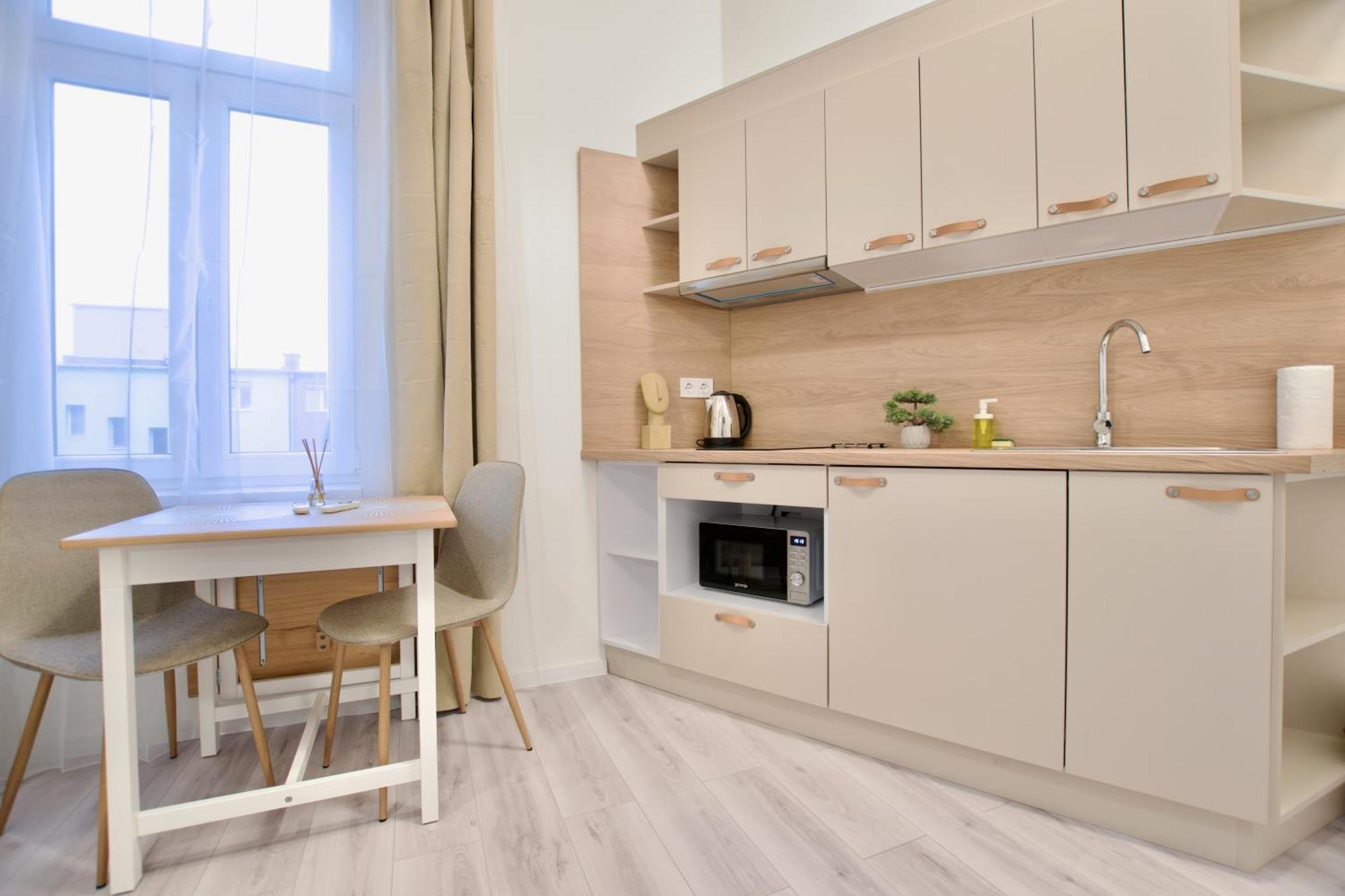 Apartman Standard By Hi5- Kiraly 82 *